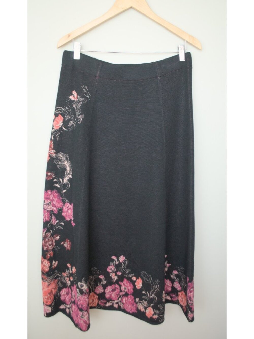 IVKO black and pink floral pattern wool blend skirt and matching scarf